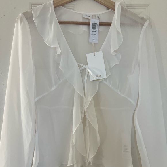 Aritzia Wilfred Frenchie blouse - Picture 5 of 5